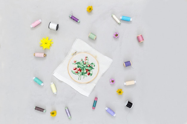 Przykładowe zestawy do haftu